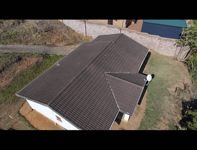 3 BEDROOM HOUSE FOR SALE IN UMLAZI BB